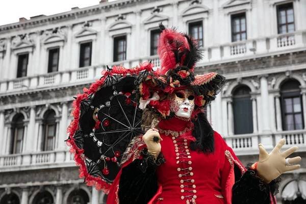 Benátky karneval únor - Veronika Pilařová