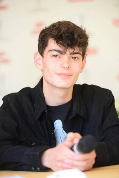 Syn Trojana a Pollertové Josef (17): Roztroušenou sklerózu si diagnostikoval sám!