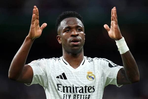 Vinicius Junior ‘very calm’ over Real Madrid future: ‘I couldn’t be anywhere better’