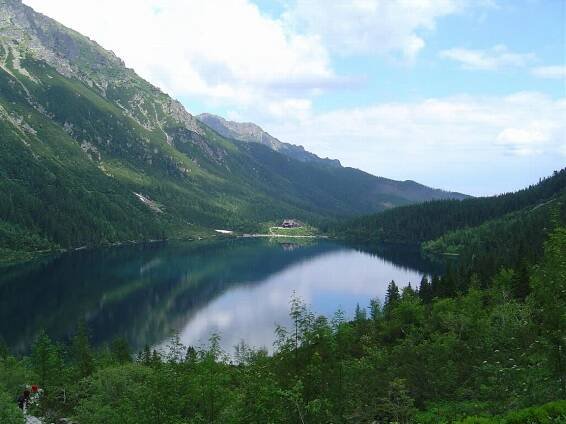 Súbor:Morske oko od Cierneho plesa.jpg