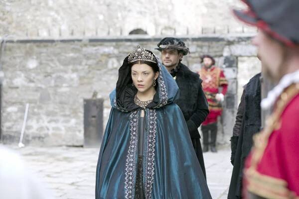 Tudorovci - Osud a štěstí (S02E10) (2008)