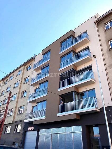 Pronájem bytu 2+kk 47 m², U Pernštejnských, Praha, Praha