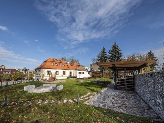 Dolní Břežany – KULTURNÍ A INFORMAČNÍ CENTRUM A KELTSKÉ OPPIDUM — Den architektury Archív