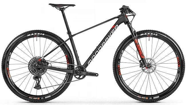 Mondraker Podium Carbon 29" Translucent Red Carbon/Cherry Red 2022, M M od 72 499 Kč