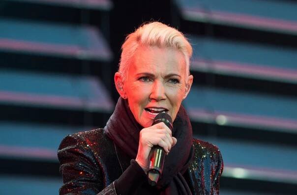  Vo veku 61 rokov zomrela speváčka švédskeho popového dua Roxette, Marie Fredrikssonová. Zdroj: TASR / AP