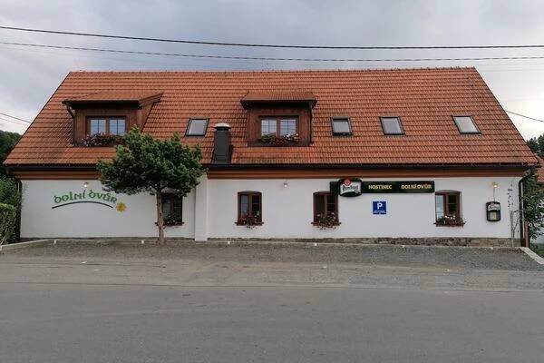 Restaurace Dolní Dvůr foto 1