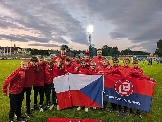 U13 skončila na turnaji v Maďarsku druhá! – FC Boskovice