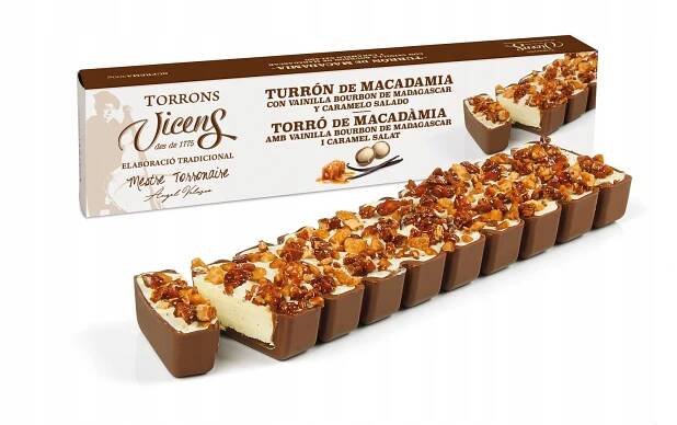 Makadamový nugát s vanilkou z Madagaskaru a slaným karamelem 300 g.