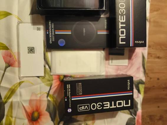 Infinix note 30 Vip zánovní