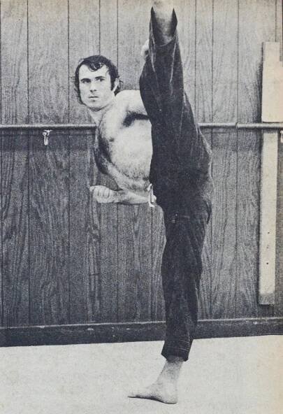 How can Bill Wallace kick so quick? – Martial Arts Encyclopedia