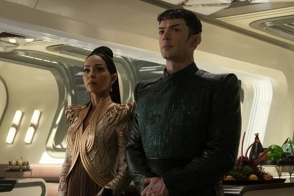 Star Trek: Podivné nové světy - Z filmu - Gia Sandhu, Ethan Peck