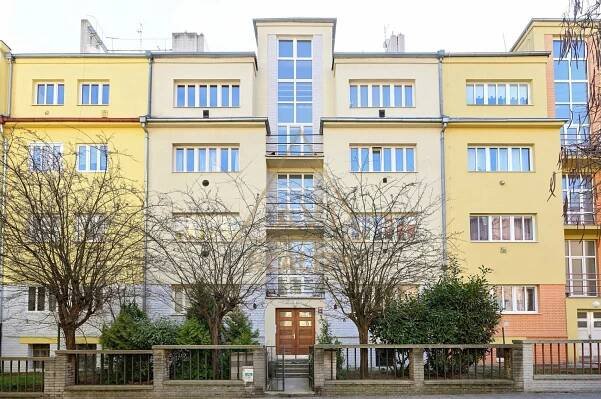 Pronájem Byt 1+1, U družstva Život, Praha 4 - Nusle