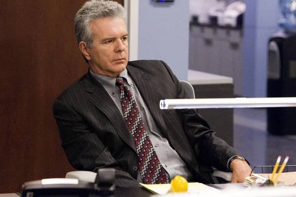 Closer - Zodpovědnost - Z filmu - Tony Denison