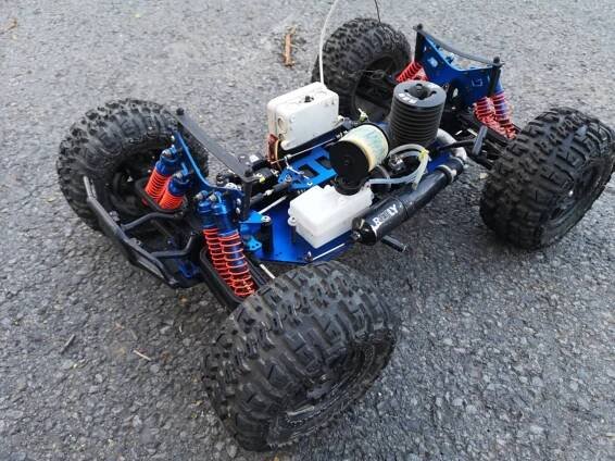Monster 1:8 | modelbazar.cz