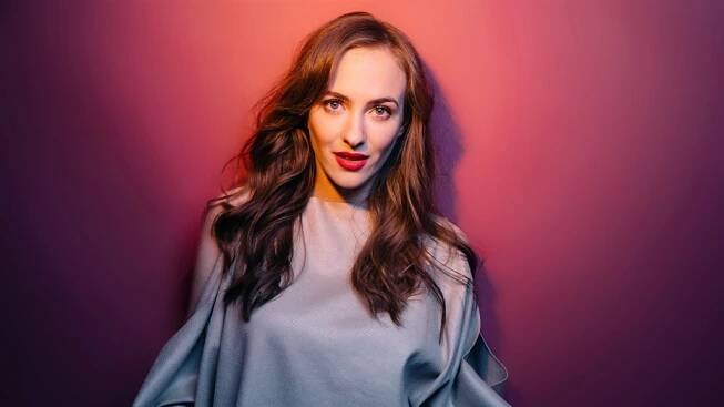 Herečka Elizaveta Maximová