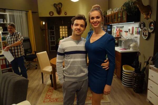 Dávid Hartl, Dominika Richterová - Susedia - Najkrajšia bytovka - Z natáčení