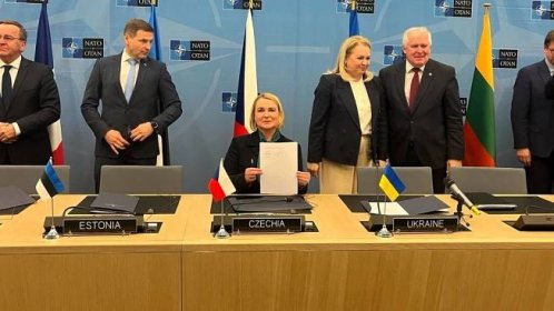 Česká republika podpoří snahu Ukrajiny odminovat její území