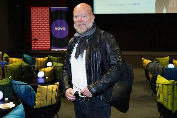 „Malý Menšík“ se po letech vrátil před kameru: Takhle dnes vypadá Zemánek z komedie Což takhle dát si špenát
