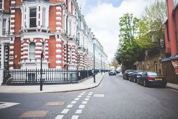 How to choose the right neighbourhood for your investment property