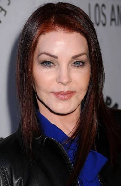 Priscilla Presley Plastic Surgery