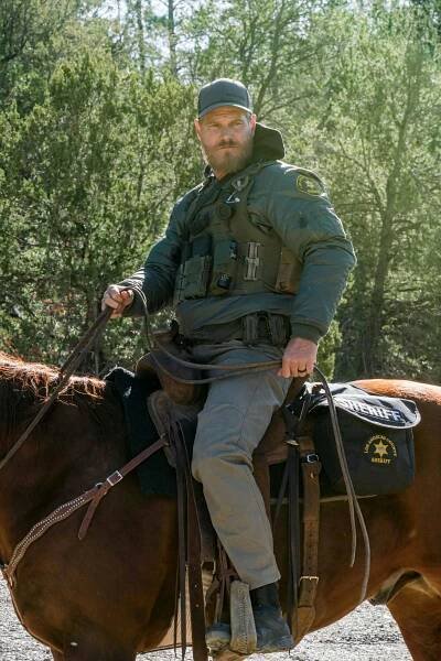 Deputy - 10-8 Do No Harm (E06) (2020)
