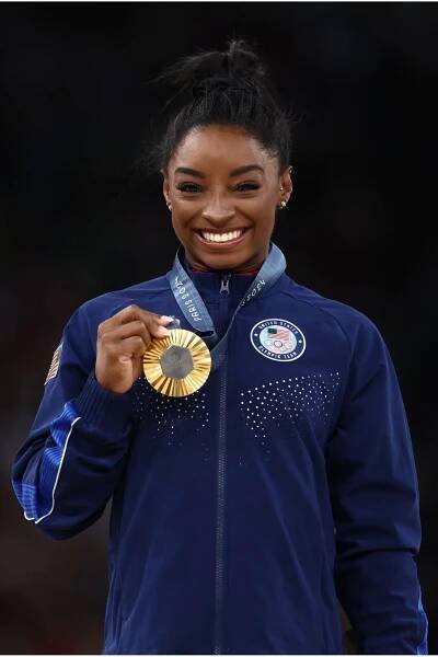 Simone Biles Has a Message For ‘Miserable’ Fans After Jonathan Owens’ Gold Medal Controversy at the Olympics