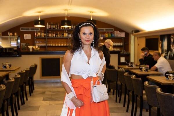 Krásky v Divadle Radka Brzobohatého: Principálka se loučila s létem! A kdo je česká Streepová?