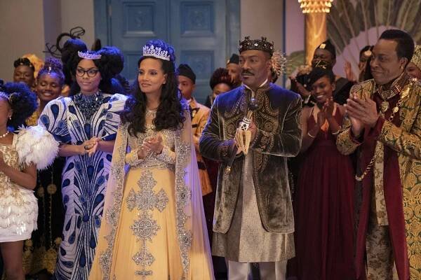 Bella Murphy, Shari Headley, Eddie Murphy, Arsenio Hall - Cesta do Ameriky 2 - Z filmu