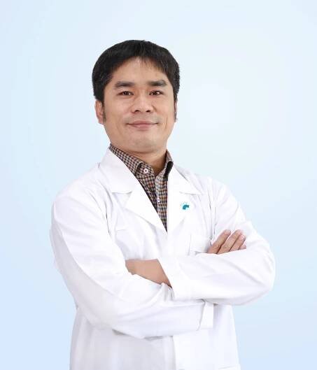 Dr. Mai Phuong