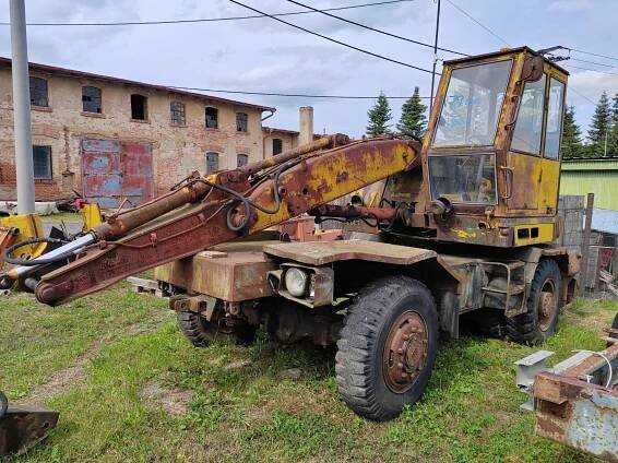 DH112 / Kolový nakladač / Nabídky / Bazar / bagry.cz - vše o stavebních strojích pro zemní práce