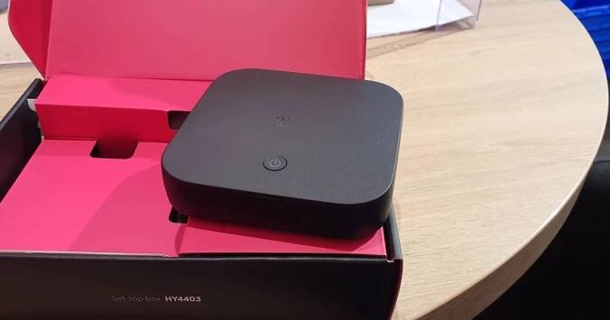 T-Mobile nabízí pro svou televizní službu nový set-top box Skyworth HY4403 s podporou UHD rozlišení