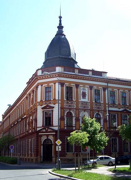 Univerzita Pardubice - Fakulta chemicko - technologická - Východní-Čechy.info - oficiální turistický portál Pardubického