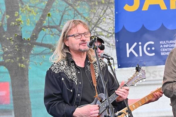 PODÍVEJTE SE: Benešovský jarmark přilákal do centra města davy lidí