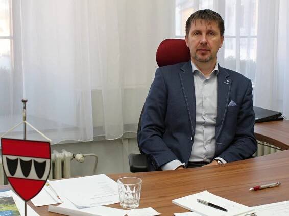 Třebíč do nového roku opět vstoupí s provizoriem. Opozici se to nelíbí