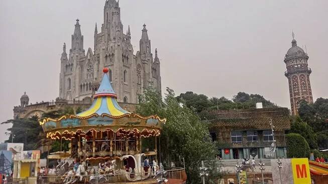Barcelona, jak ji neznáte: Co určitě nevynechat, kde zabavit děti, kde se ubytovat a jak na MHD