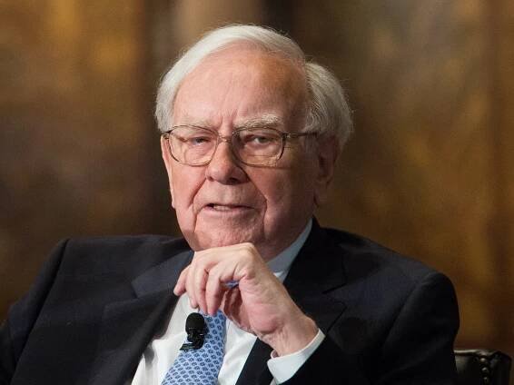 Berkshire Hathaway: Very Unlikely That Buffett Has An Acquisition In Mind For His Large Cash Hoard
