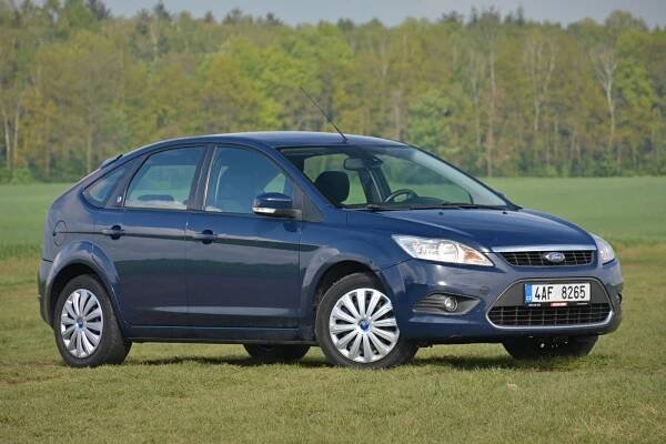 Nejlepší ojetina do 100 000 Kč? Otestovali jsme Ford Focus II a víme, který motor je nejspolehlivější a jakému se vyhnout
