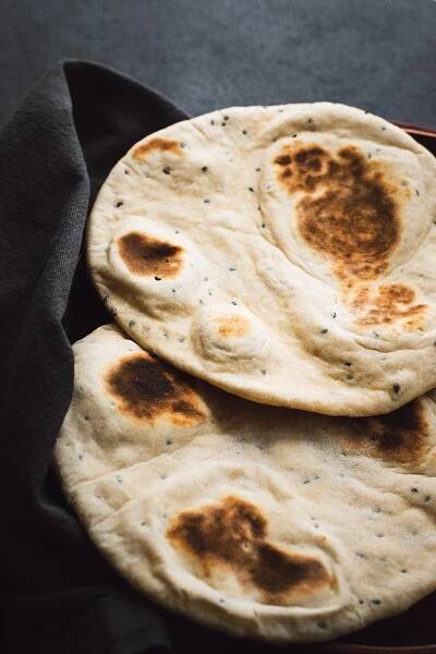Easy Yoghurt Flatbread (No Yeast) - Non-Guilty Pleasures