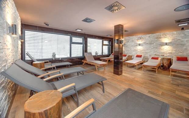 Špindlerův Mlýn: Wellness Hotel Astra **** s polopenzí, krytým bazénem a saunami + jízdenky na lanovky