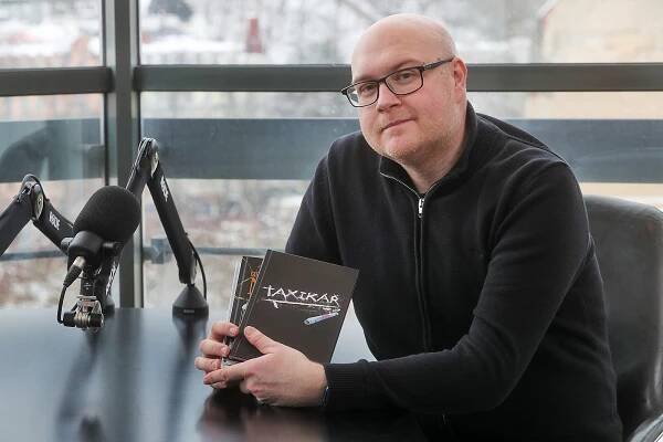 YouTube je nejpřísnější zaměstnavatel, říká recenzent hotelů Pan Plešatý