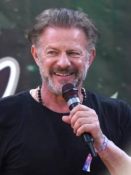 Costas Mandylor – Wikipedia