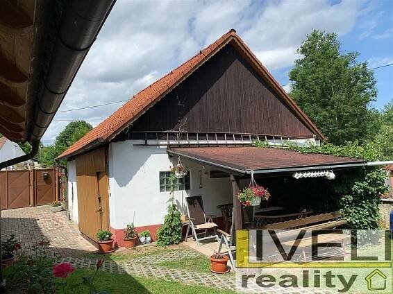 V jižních Čechách, obec Budkov, prodej chalupy s pozemkem a přístavbami, okr. Prachatice