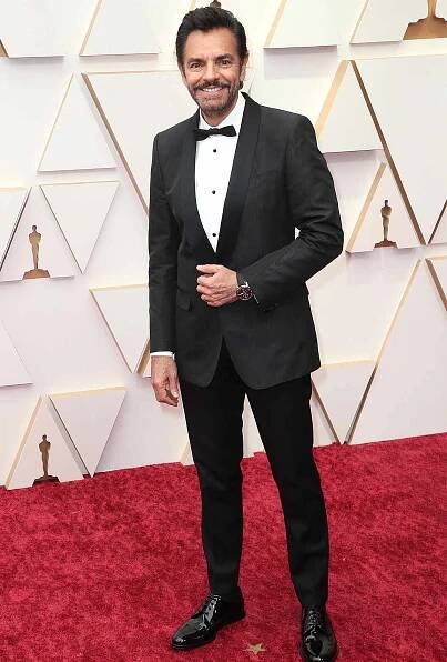 Eugenio Derbez to Undergo 'Complicated' Surgery After Accident, Wife Details 'Difficult' Recovery