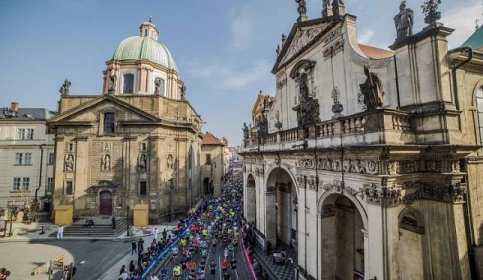Dopravu v Praze v neděli omezí maraton, opatření se dotknou veřejné dopravy i aut