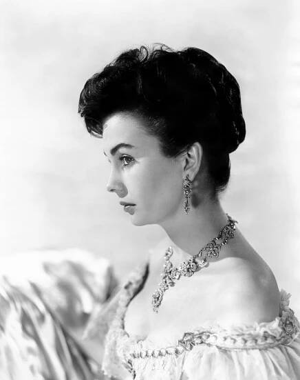 Footsteps in the Fog - Promo - Jean Simmons