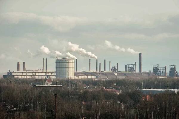 Pohled na huť Liberty Ostrava, kdysi ArcelorMittal Ostrava, původně Novou Huť Klementa Gottwalda. Ilustrační snímek