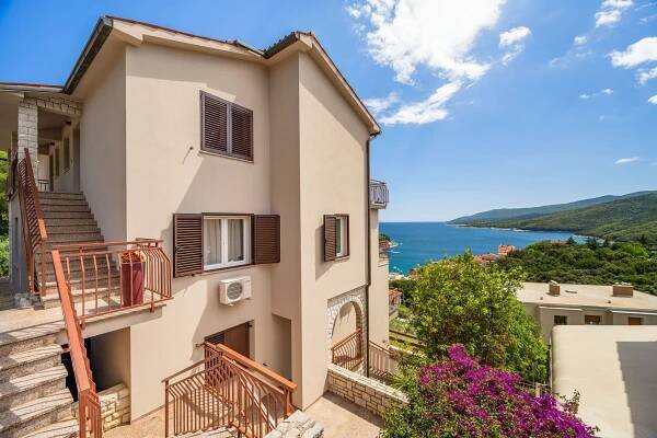 Apartmány Rabac - Apartmány House Helis | ChorvatskeUbytovani.cz