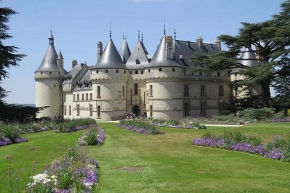 Nepřípustné hrady Loire + 5denní mapa trasy