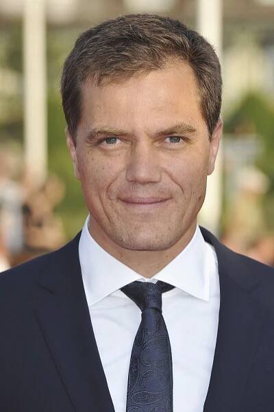 Intense Portrait of Award-Winning Actor Michael Shannon Wallpaper