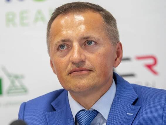 Rozladěný Dědek: Ostudní sudí, přišli se omluvit. Proč chce kontumaci?